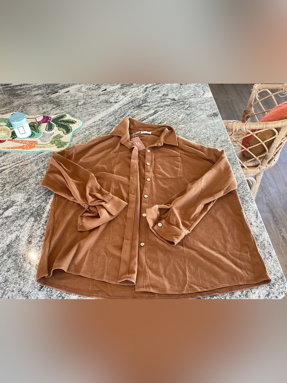 Arach and cloz waffle pattern long sleeve.